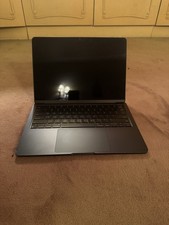 MacBook Air M2 2022